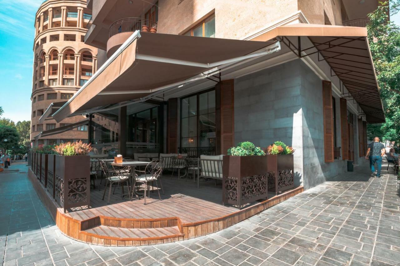 Yerevan Apart Republic Square Exterior photo